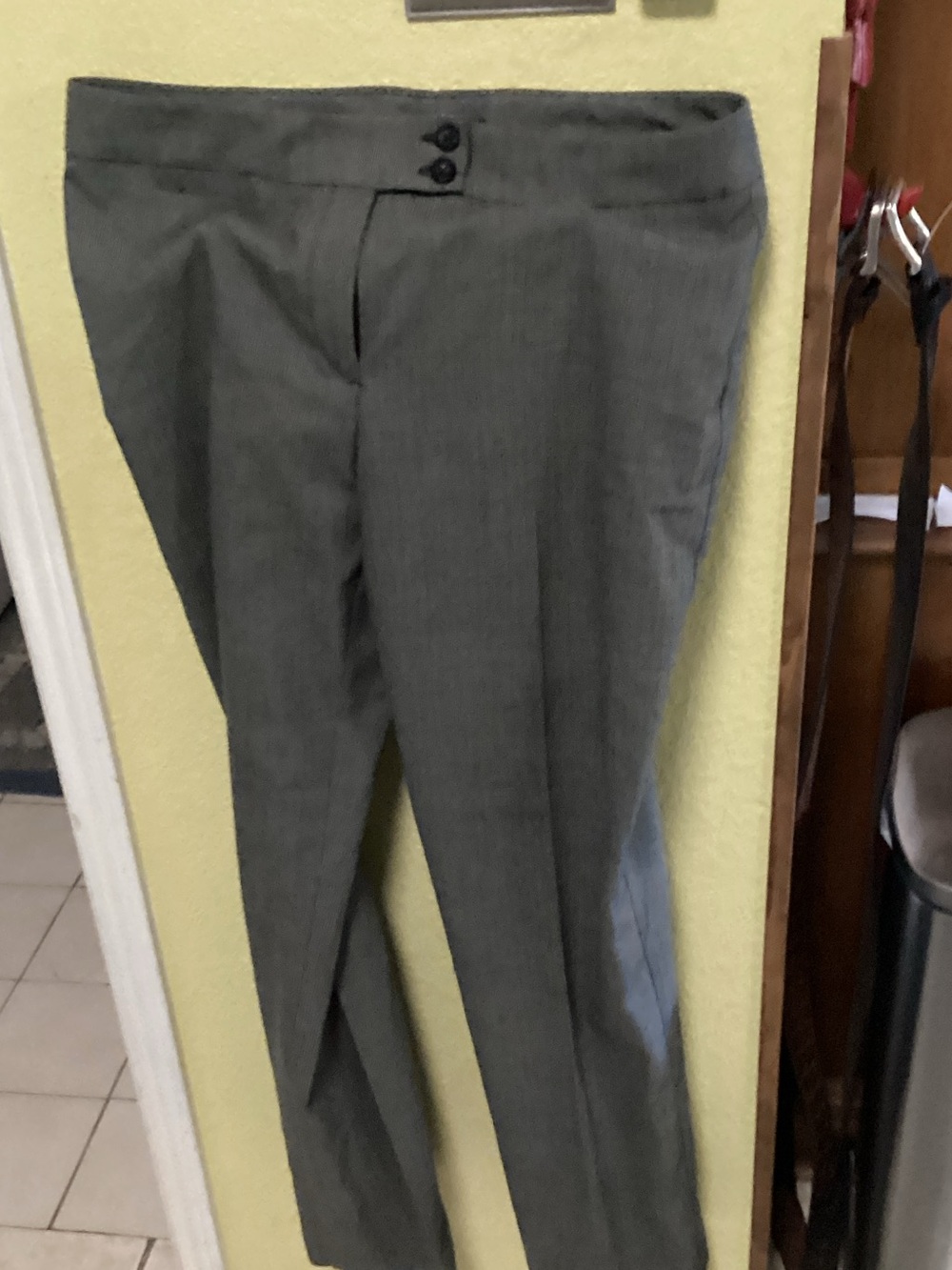 Briggs New York ladies Gray Dress Pants - Slim Flat Front